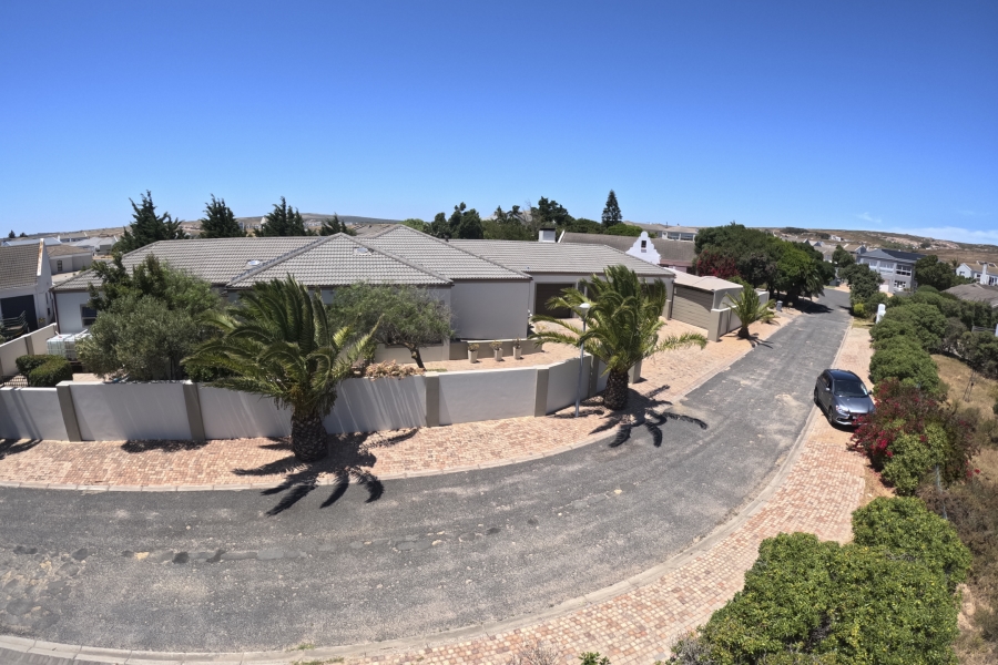 4 Bedroom Property for Sale in Country Club Western Cape